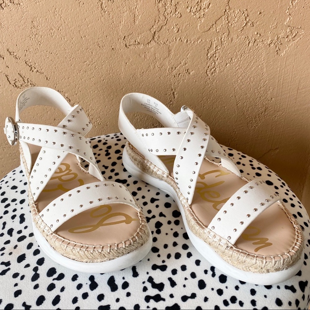 Sam Edelman / chunky white sandals